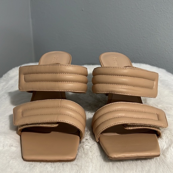New ABOUND Qarly Quilted Sandal In Beige Nude - Picture 4 of 11